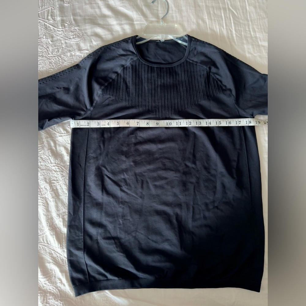 Fabletics Like New Sync Seamless Long Sleeve Lase… - image 4